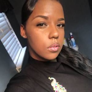 Meet your Posher, Laniesha
